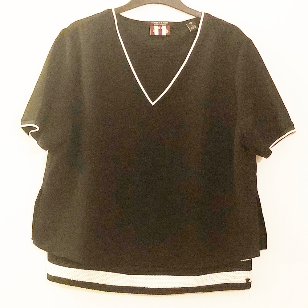 Scotch & Soda Maison Class of ‘76 V Neck Shirt
